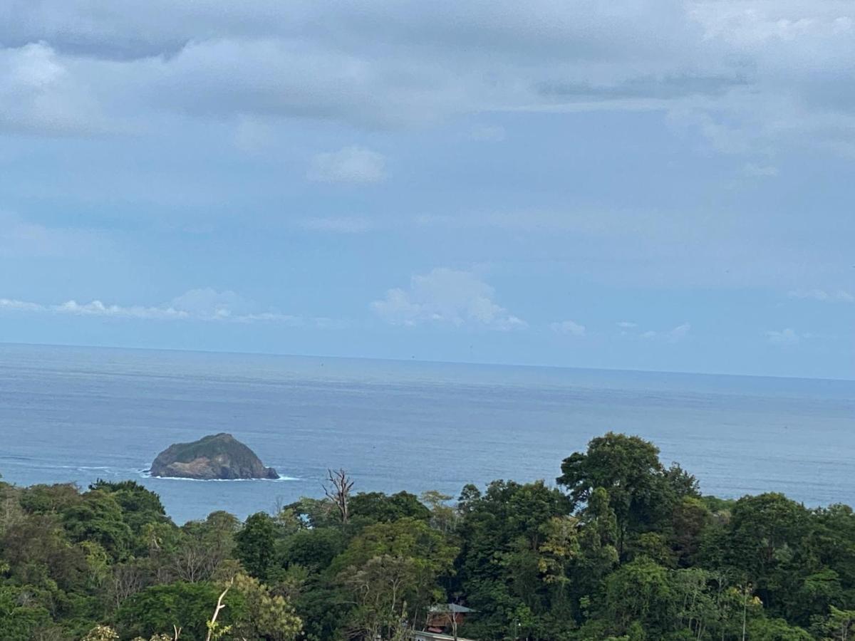 Mountain Top Park Hotel Quepos Buitenkant foto