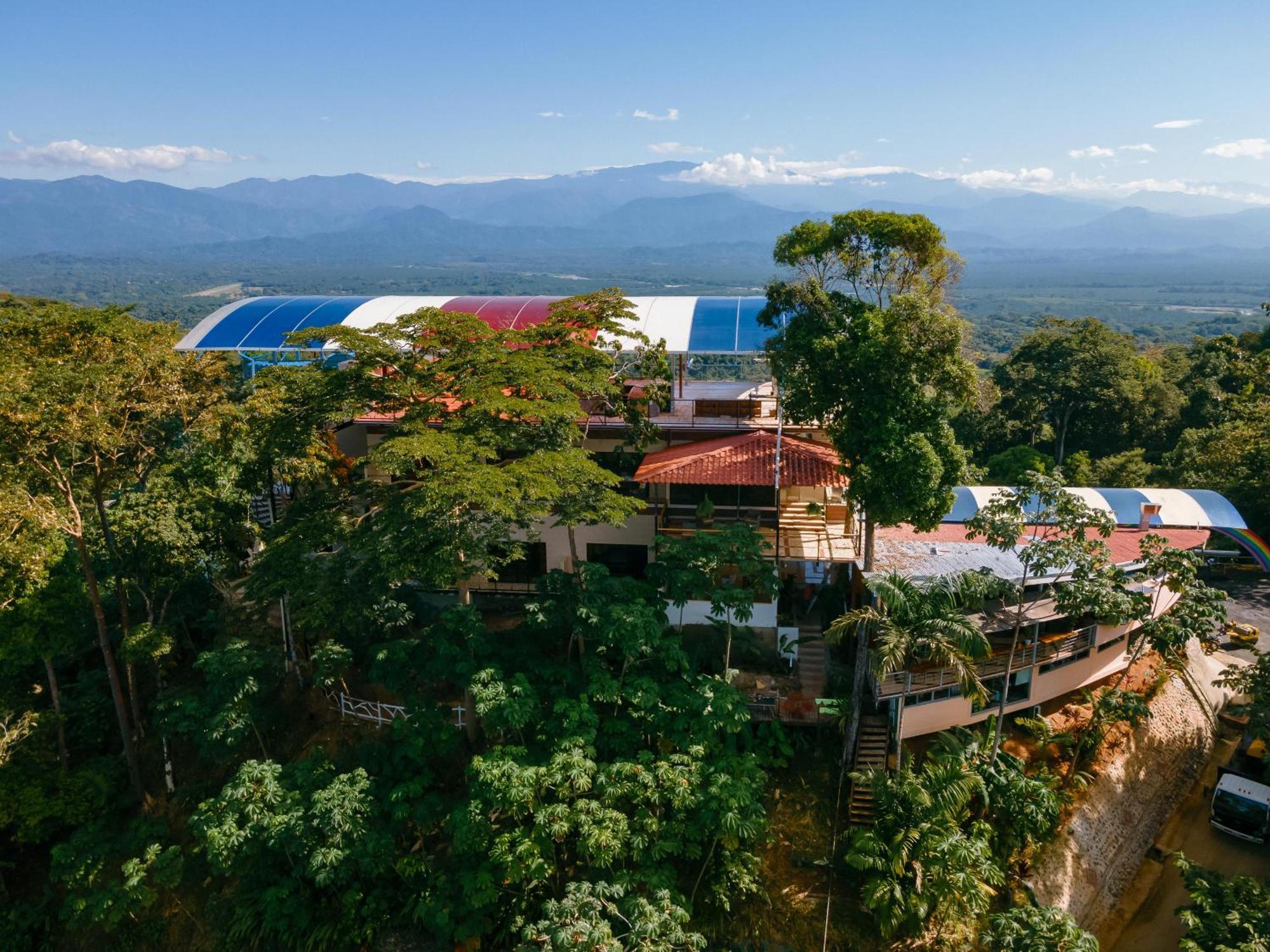 Mountain Top Park Hotel Quepos Buitenkant foto